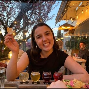 Meet your Posher, Kelly